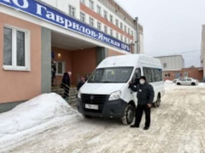 В нашем районе бесплатное «социальное такси» довозит пенсионеров до больницы для прохождения диспансеризации