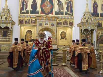 ВСЕНОЩНОЕ БДЕНИЕ НАКАНУНЕ ПАМЯТИ ЖЕН-МИРОНОСИЦ