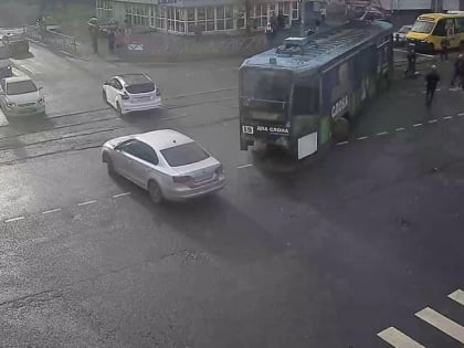 В Ярославле озвучили сроки замены трамвая на Пятерке