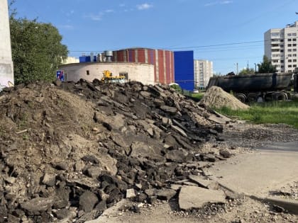 В мэрии Ярославля объяснили задержки с ремонтом дворов