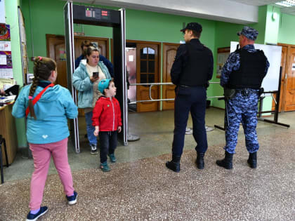 В Дзержинском районе Ярославля проверили избирательные участки