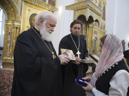 ЕЛЕНУ ГОРНОСТАЕВУ НАГРАДИЛИ ЮБИЛЕЙНОЙ ТОЛГСКОЙ МЕДАЛЬЮ ЯРОСЛАВСКОЙ ЕПАРХИИ