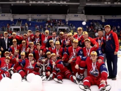 «Локо» - чемпион: ярославские хоккеисты завоевали Кубок мира среди молодёжных команд