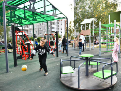 В Заволжском районе Ярославля завершили ремонт двора