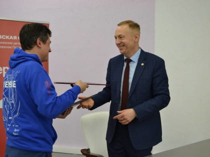 ПЕРВИЧНОЕ ОТДЕЛЕНИЕ РОССИЙСКОГО «ДВИЖЕНИЯ ПЕРВЫХ» ОТКРЫЛИ В ЯГМУ.