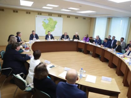 Увеличение времени работы поликлиник в регионе должно проводиться без нарушений трудового законодательства