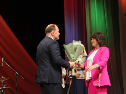 В Ярославле наградили лучших педагогов