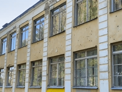 Школу в Ярославле закрывают на срочный ремонт несущих конструкций