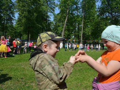 «Большой хоровод» в Парке Победы