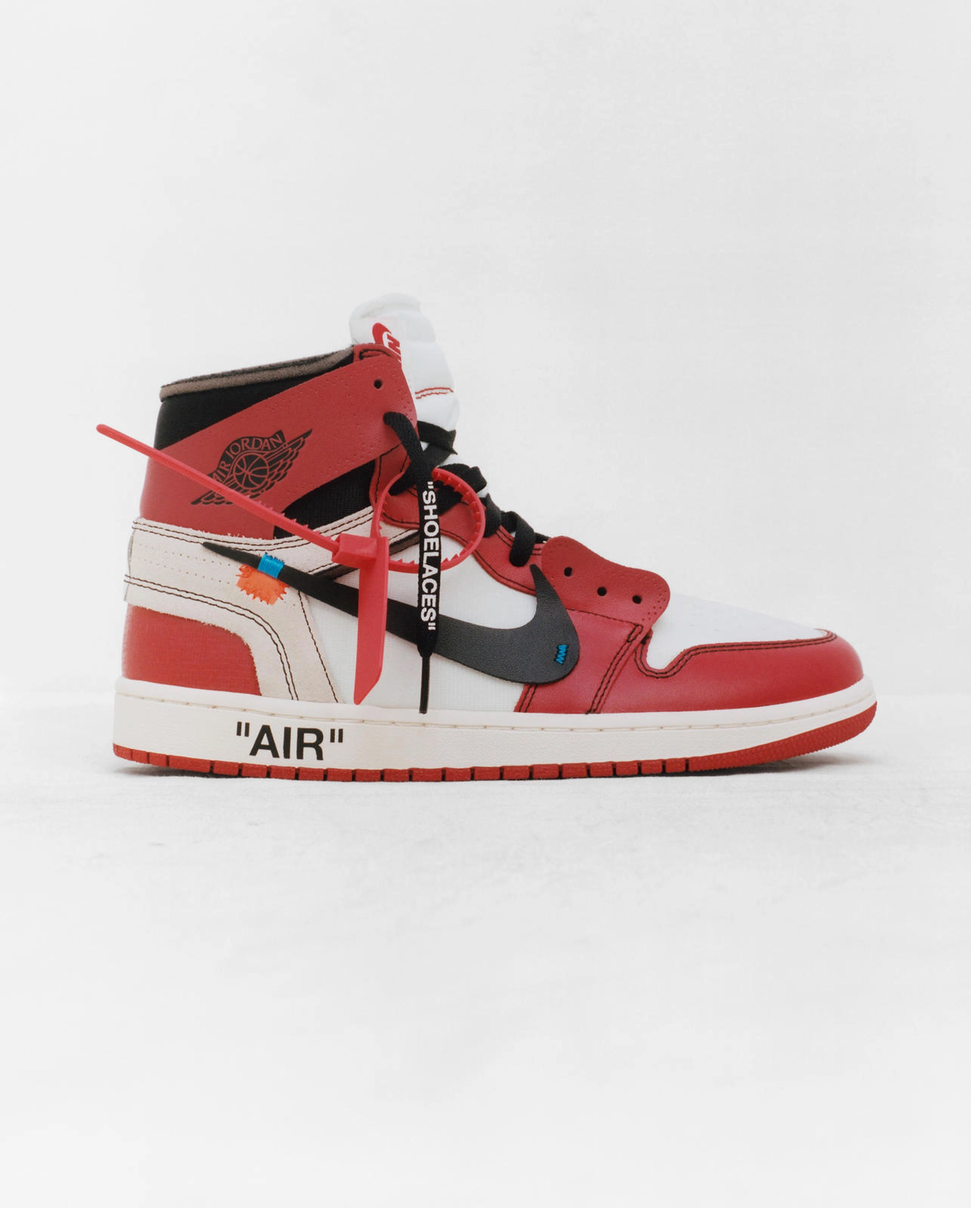 Nike x Off-White — tất cả đều trở thành biểu tượng văn hóa sneaker 1