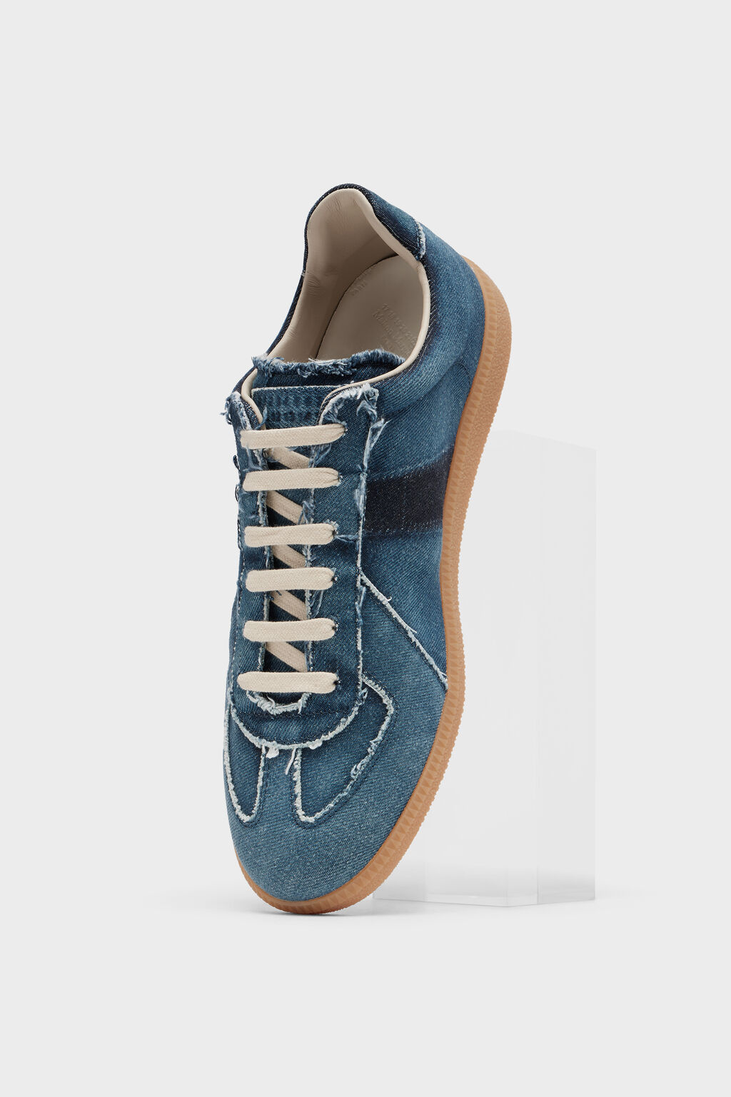 Maison Margiela Replica Sneaker — đế bẩn và da cũ được thiết kế có chủ đích 2