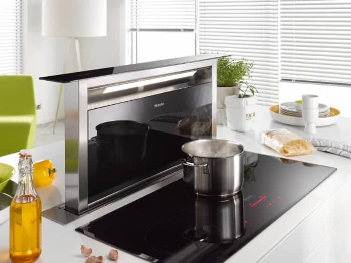 Hideaway hood, the perfect choice for an invisible open kitchen.
