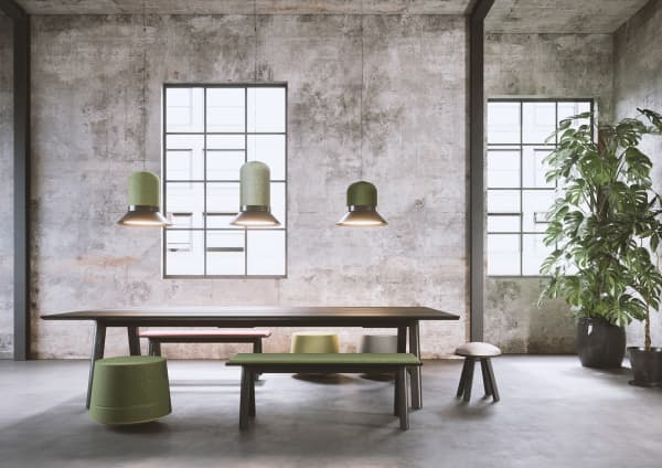 Dining room with soudproofing pendant lights above the table.