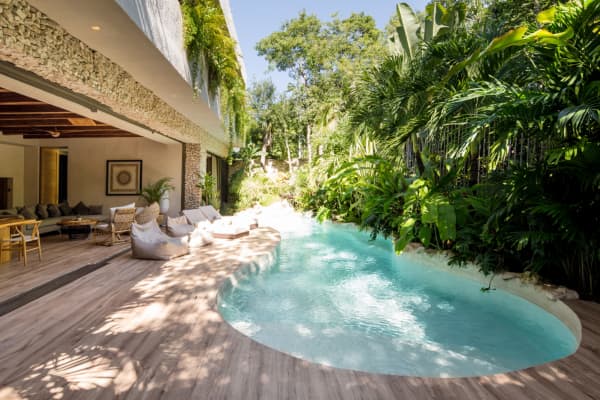 The pool area of Villa Verde.