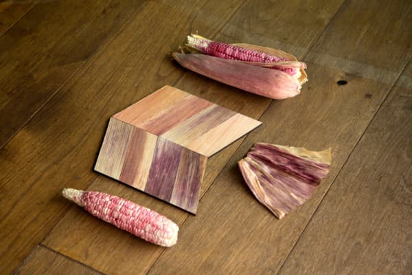 Sample of herringbone flooring pattern made of Totomoxtle.