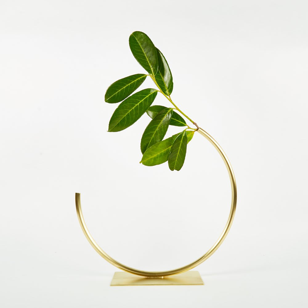 Brass minimal vase.<span class="sr-only"> (opened in a new window/tab)</span>
