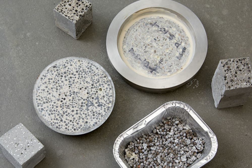 Sample of self healing concrete.<span class="sr-only"> (opened in a new window/tab)</span>
