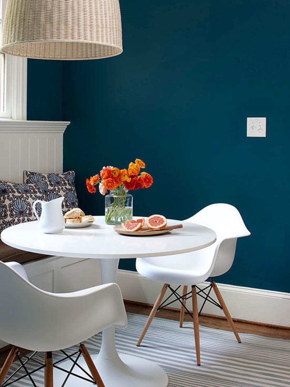 Peacock blue, colour of the year 2019 for Kelly Moore.<span class="sr-only"> (opened in a new window/tab)</span>