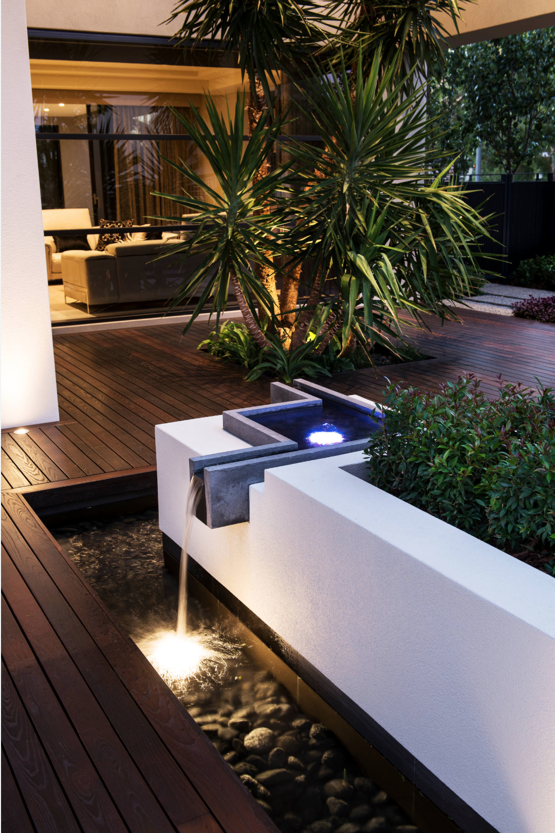 Small waterfall in a patio.