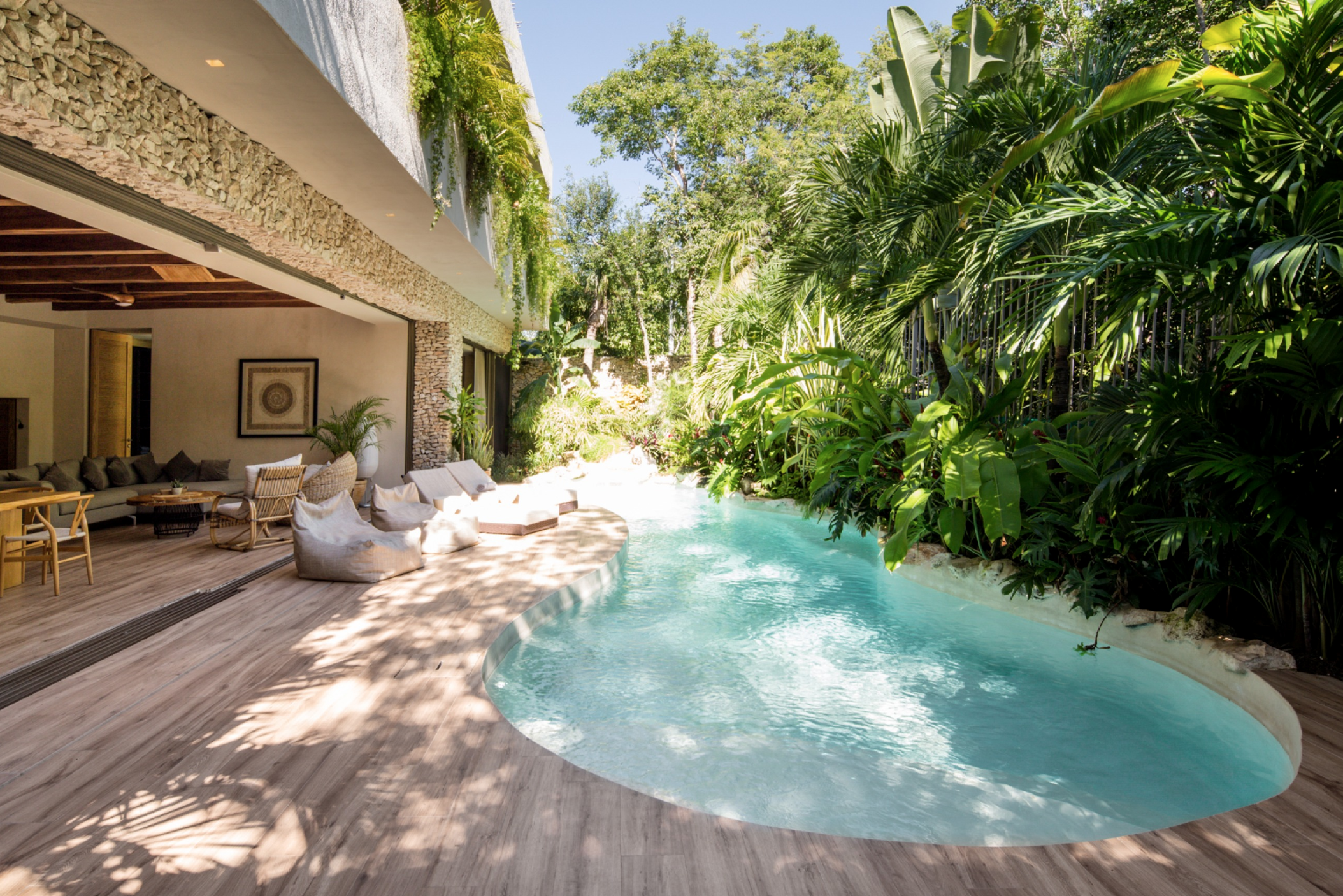 The pool area of Villa Verde.