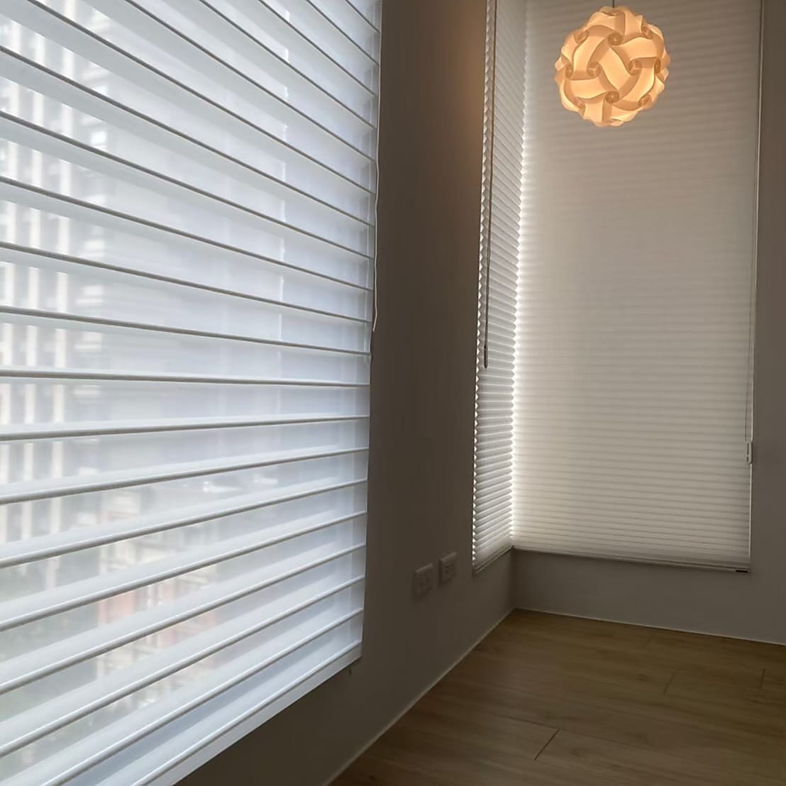 白色絲柔百葉簾半遮光,hunter dougl絲絡雅 絲柔百葉