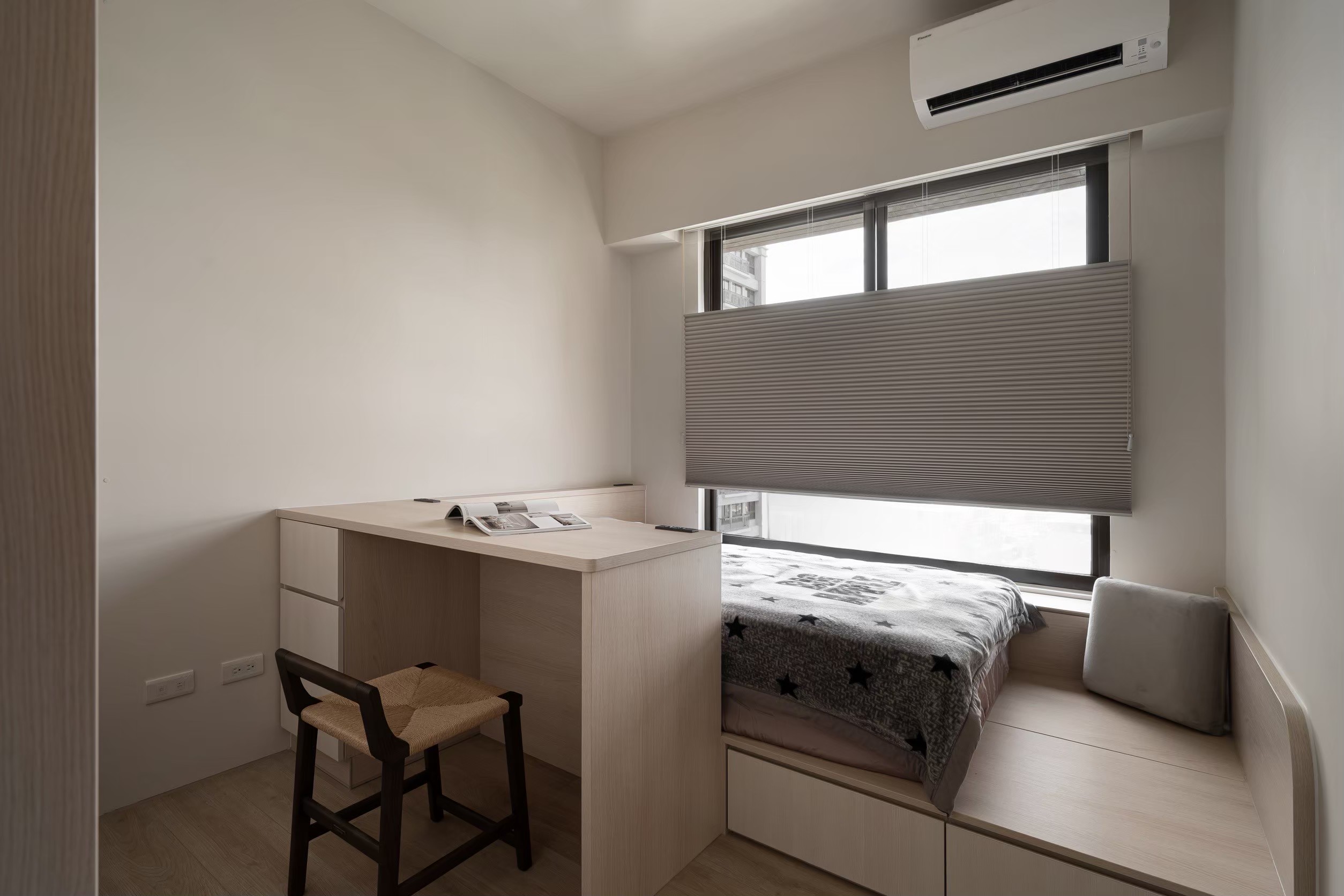 書房風琴簾-上下調光-專注空間