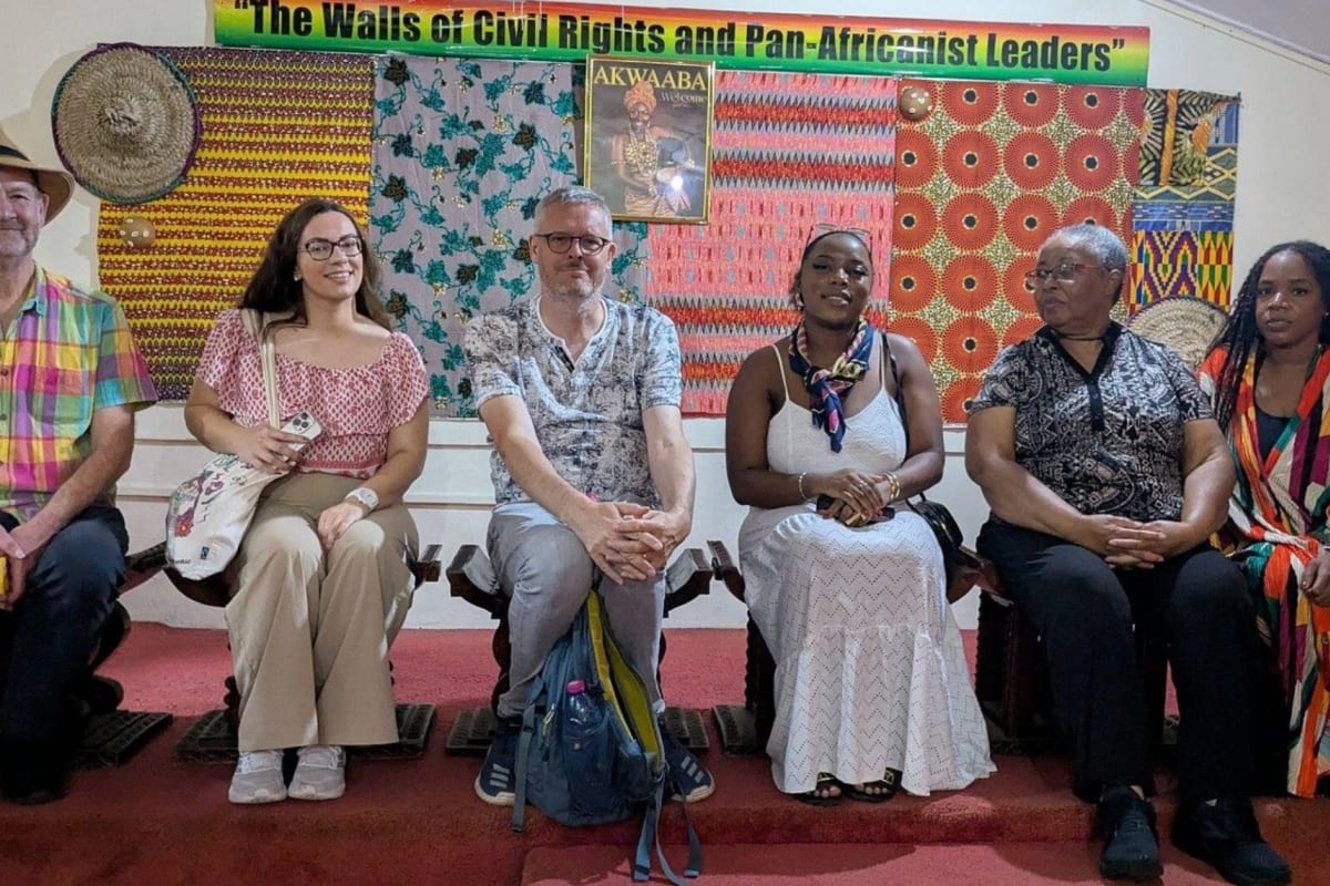 Accra Guided City Tour: Cultural and Historical Experience