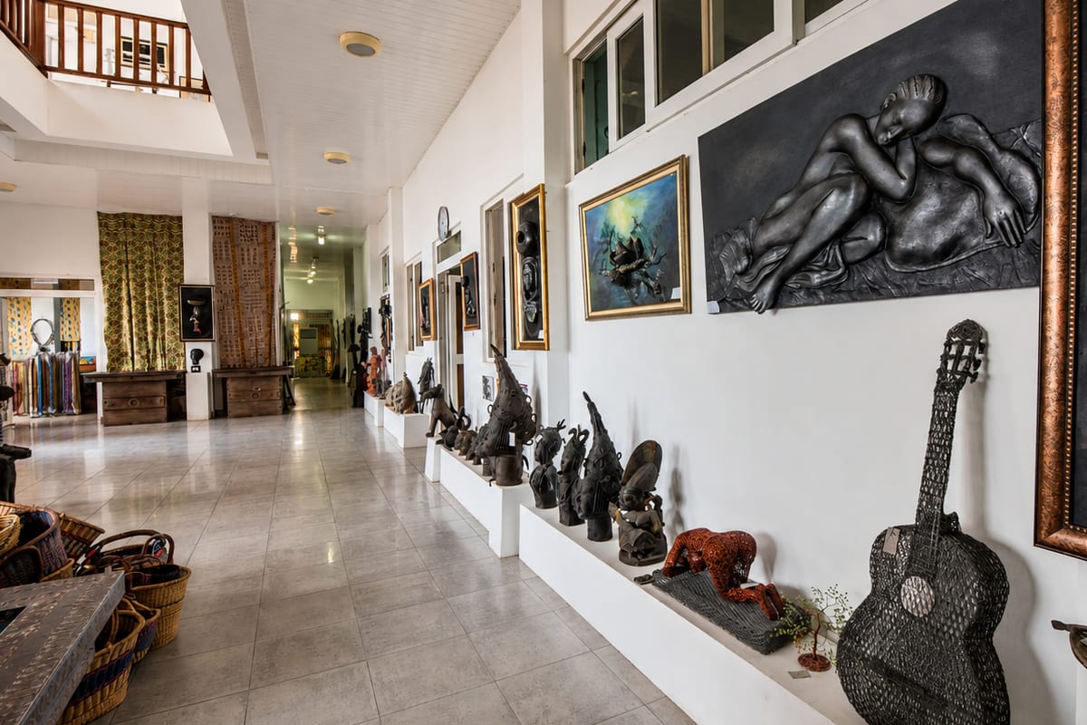 Accra Culture Walk: Fantasy Coffins, Art Gallery & Beaches