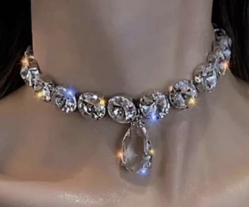 Аренда платья Колье в Москве — Прокат от Кет