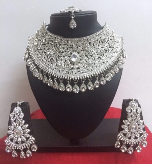 Аренда платья Малый комплект индийских украшений "Серебро" в Москве — Прокат от Кет