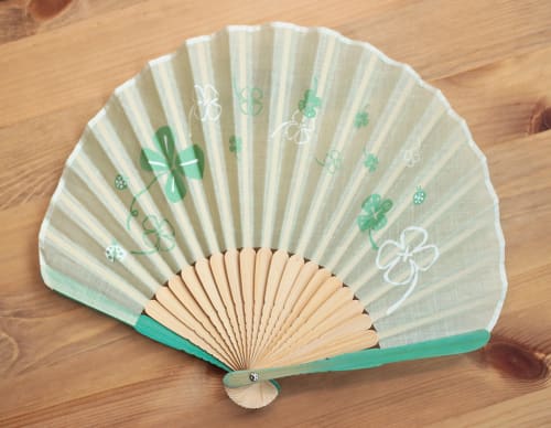 Аренда платья Веер «Тканевый с клевером» в Москве — Прокат от Кет