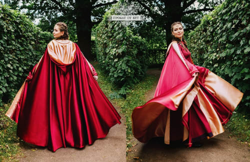 Аренда платья Плащ атласный "Бордовый с золотом" в Москве — Прокат от Кет