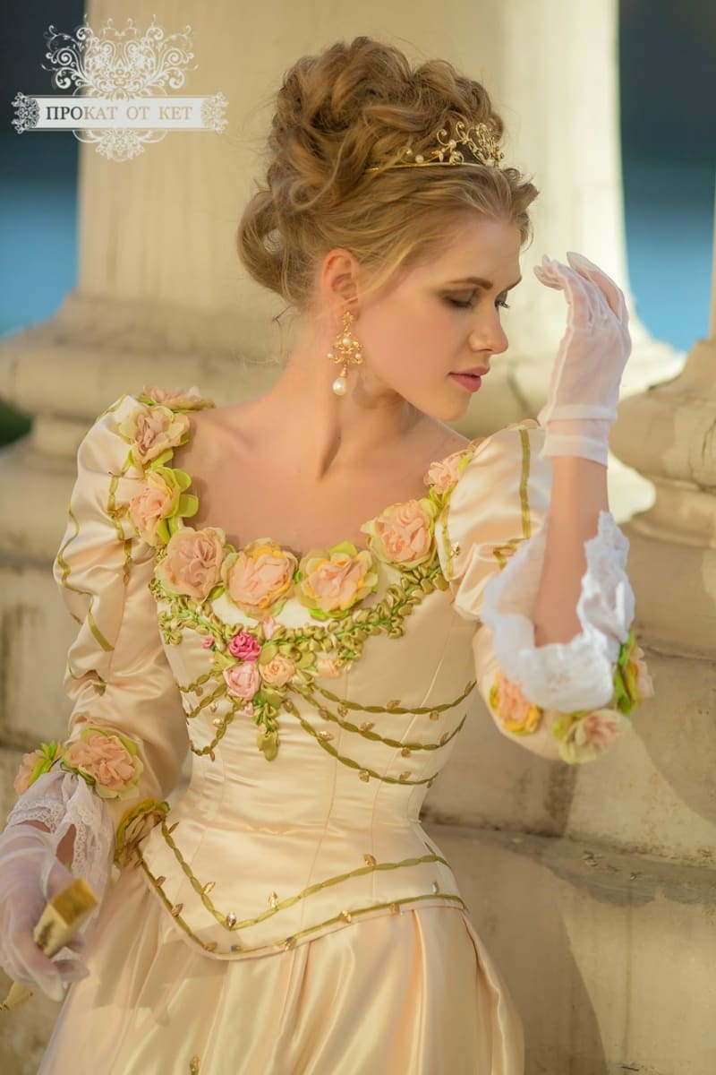 Бальное платье "Платье царицы Александры Фёдоровны" - фото 9