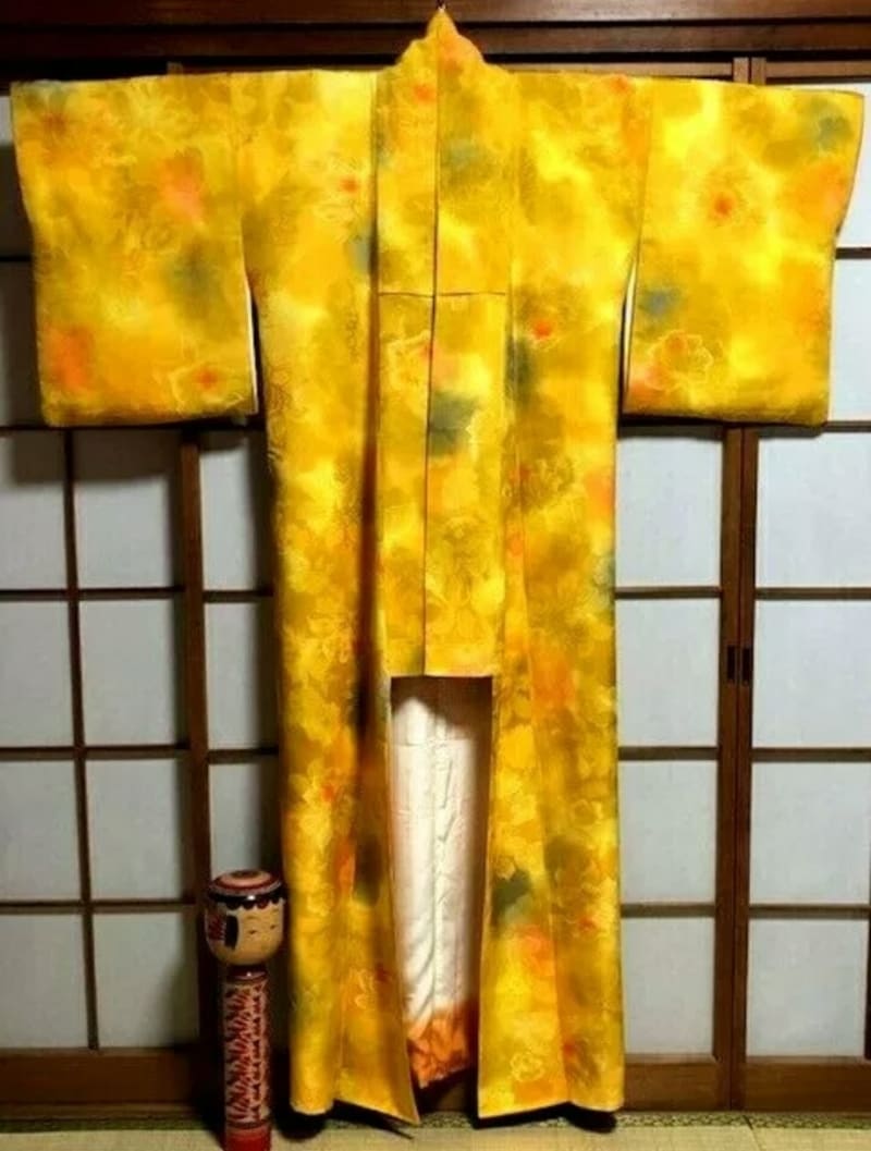 Яркое солнечное кимоно-томесоде из Японского шёлка - фото 2