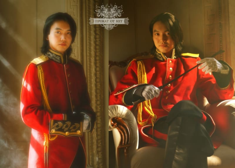 Костюм с красным камзолом - фото 2