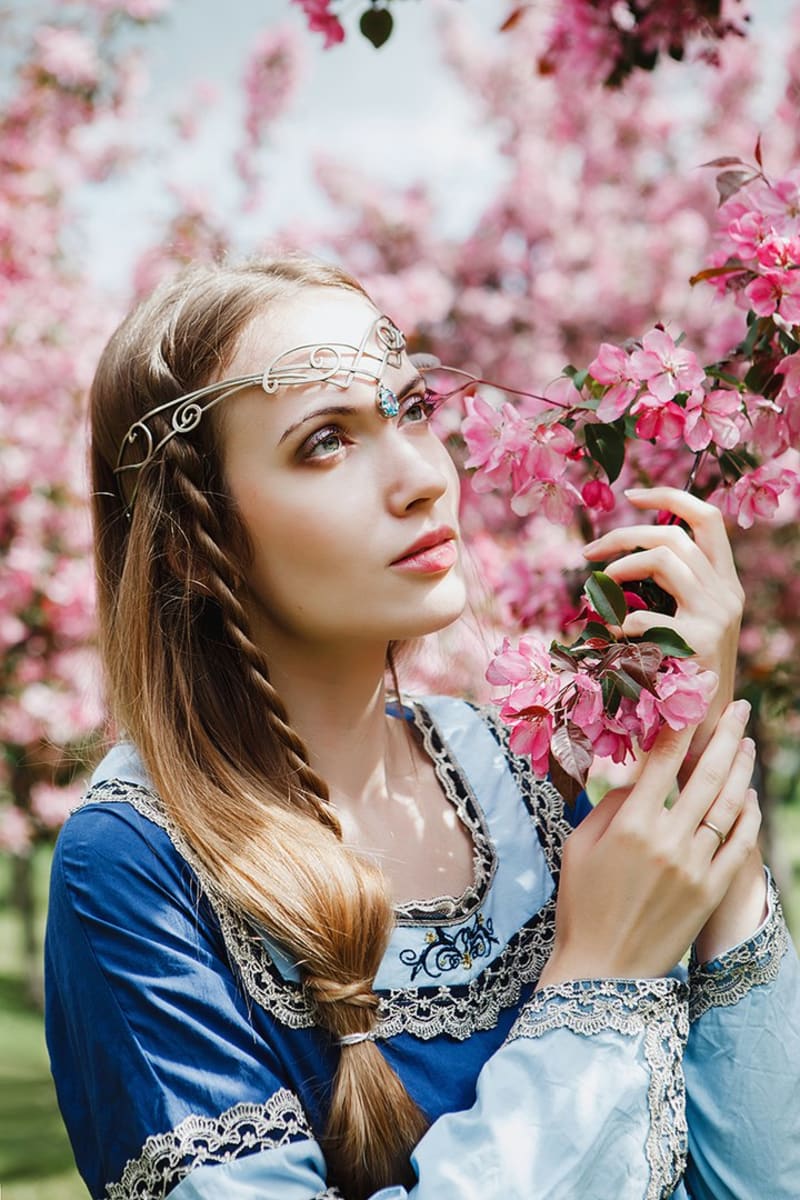 Диадема «С голубым подвесным камнем» - фото 6