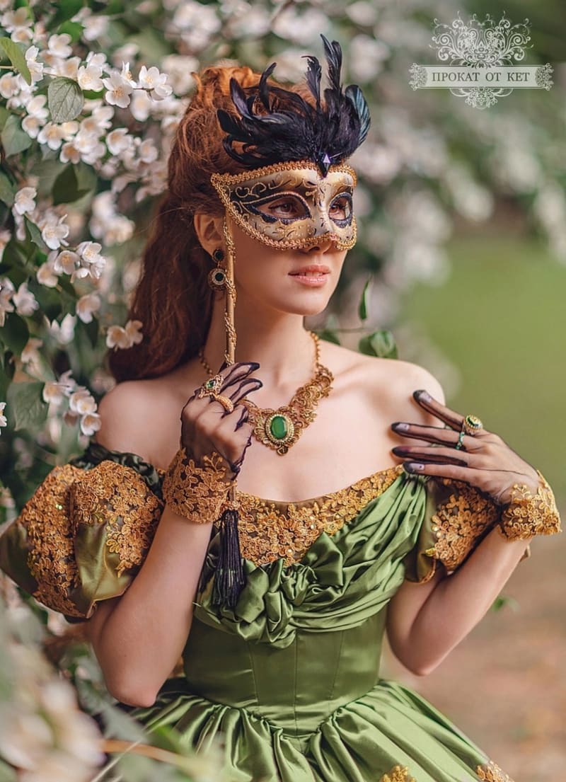 Венецианская «Маска чёрно-золотая» - фото 1