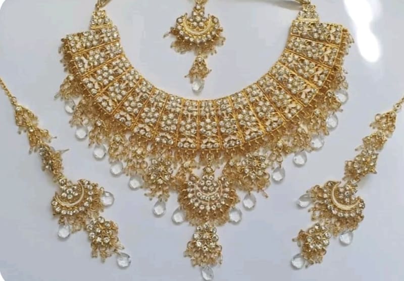 Малый комплект индийских украшений "Воздушное золото" - фото 2