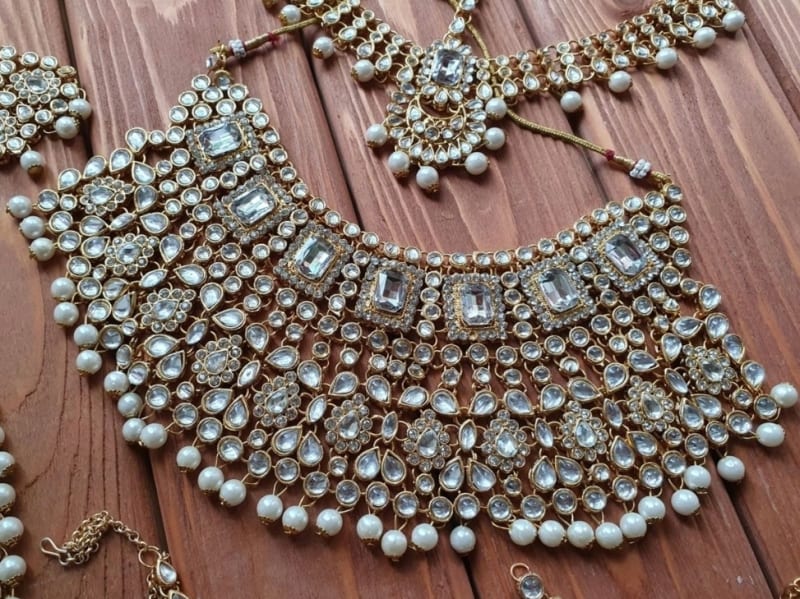 Большой сэт индийских украшений золотой металл+серебристые камни - фото 5