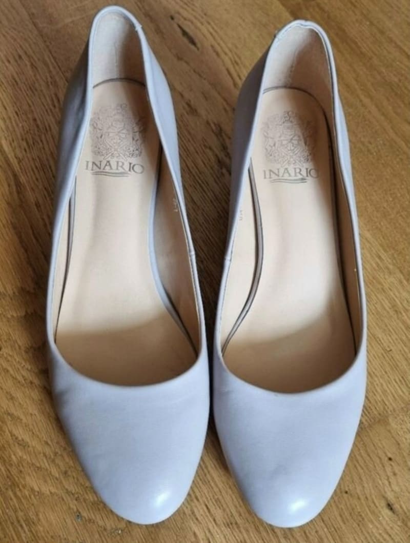 Бежевые туфли из нат - фото 2