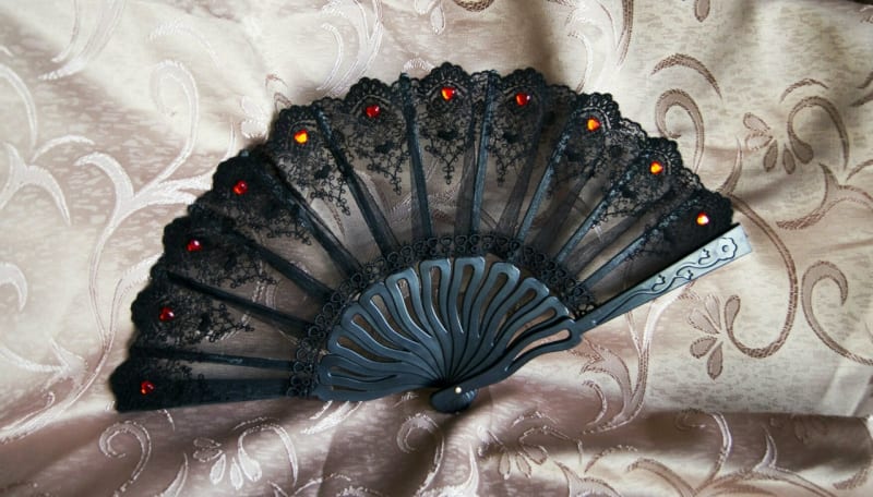 Винтажный аксессуар - фото 1