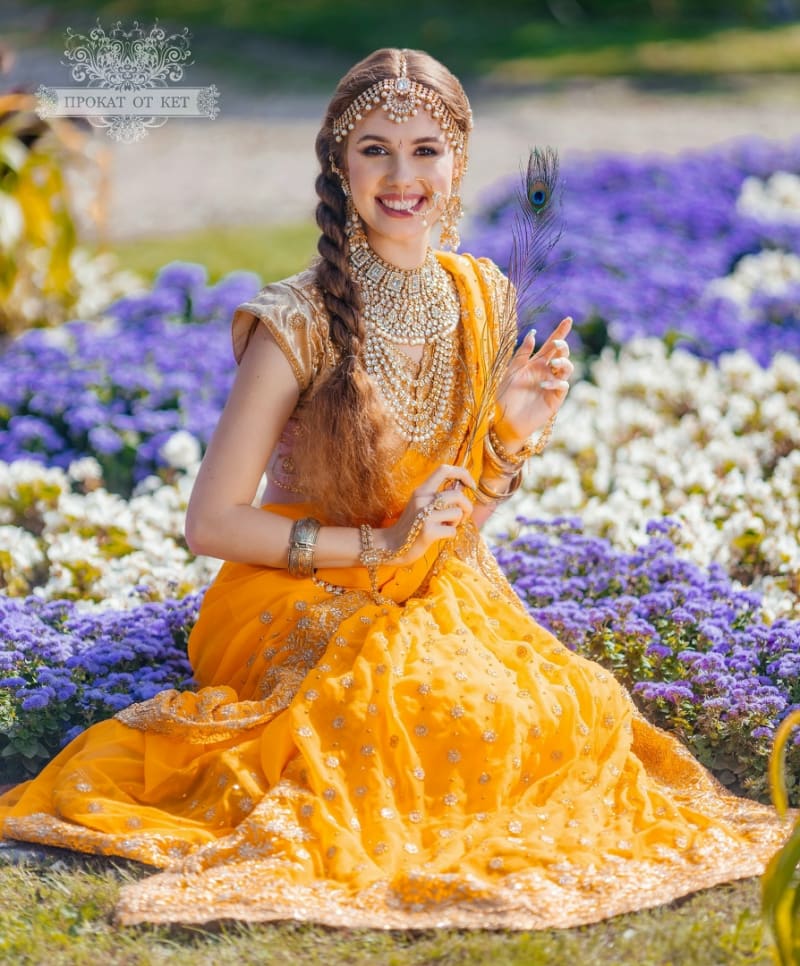 Индийское жёлтое сари - фото 6