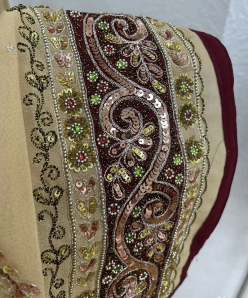 Сари из шёлка, с вышивкой "Топлёное молоко" - фото 7