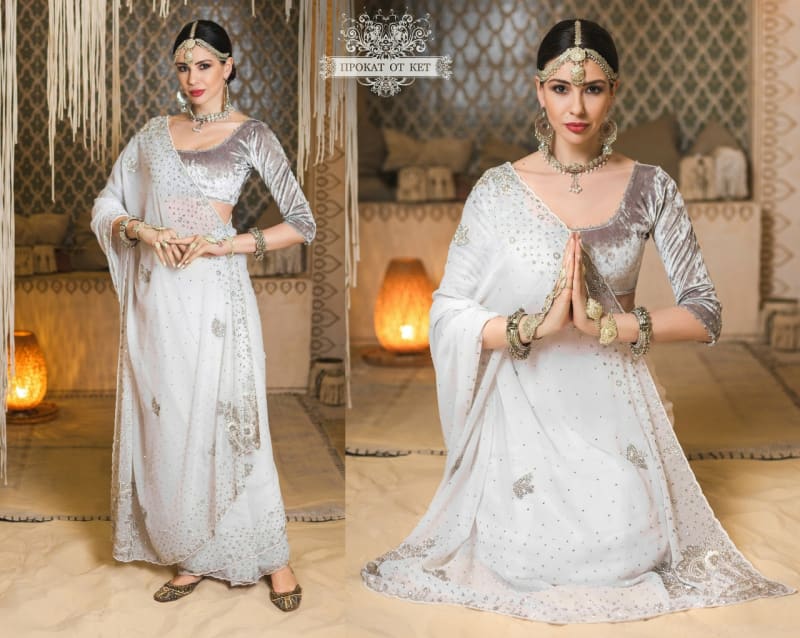 Белоснежное шифоновое сари с серебристым рисунком - фото 1