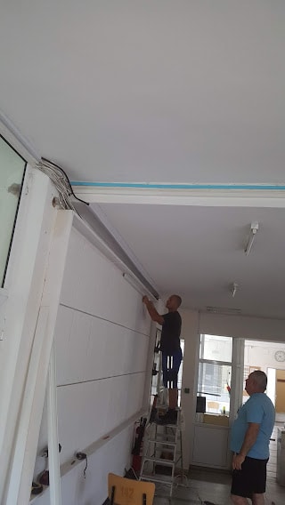 Изграждане на автономно главно захранване на училище 20210720 142505 Добър електротехник София