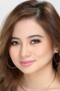 Ella Cruz