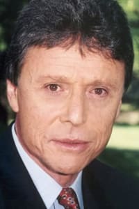 Enrique Novi