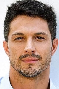 Romulo Estrela