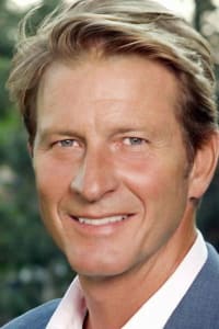 Brett Cullen