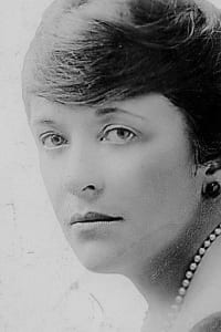 Julia Dean